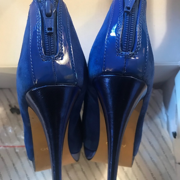 Aldo Korsen Cobalt Blue Heels - Picture 2 of 4